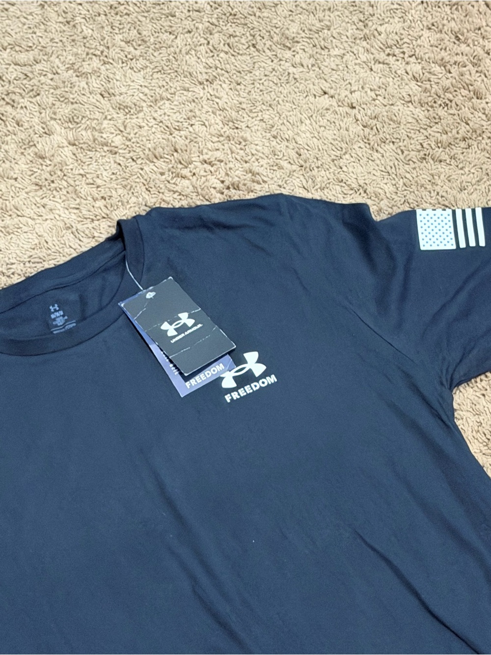 Under Armour Men’s Medium UA Freedom Flag T-Shirt NWT